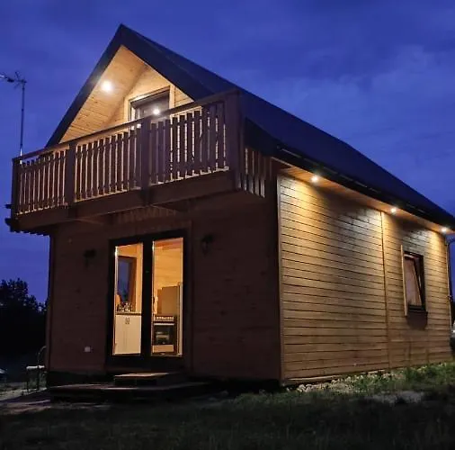 Debowe Wzgorze בית נופש